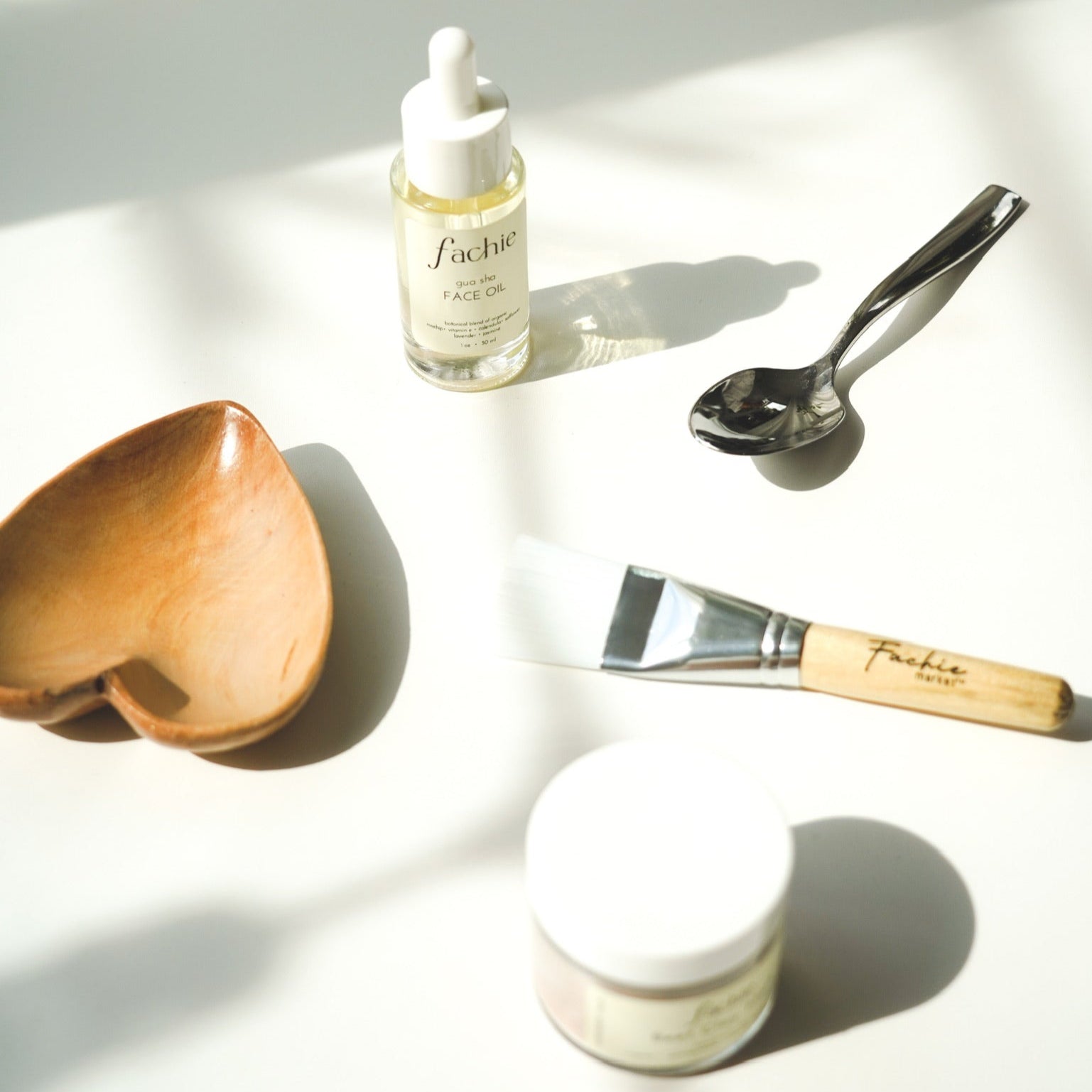 Cepillo de mascarilla de arcilla